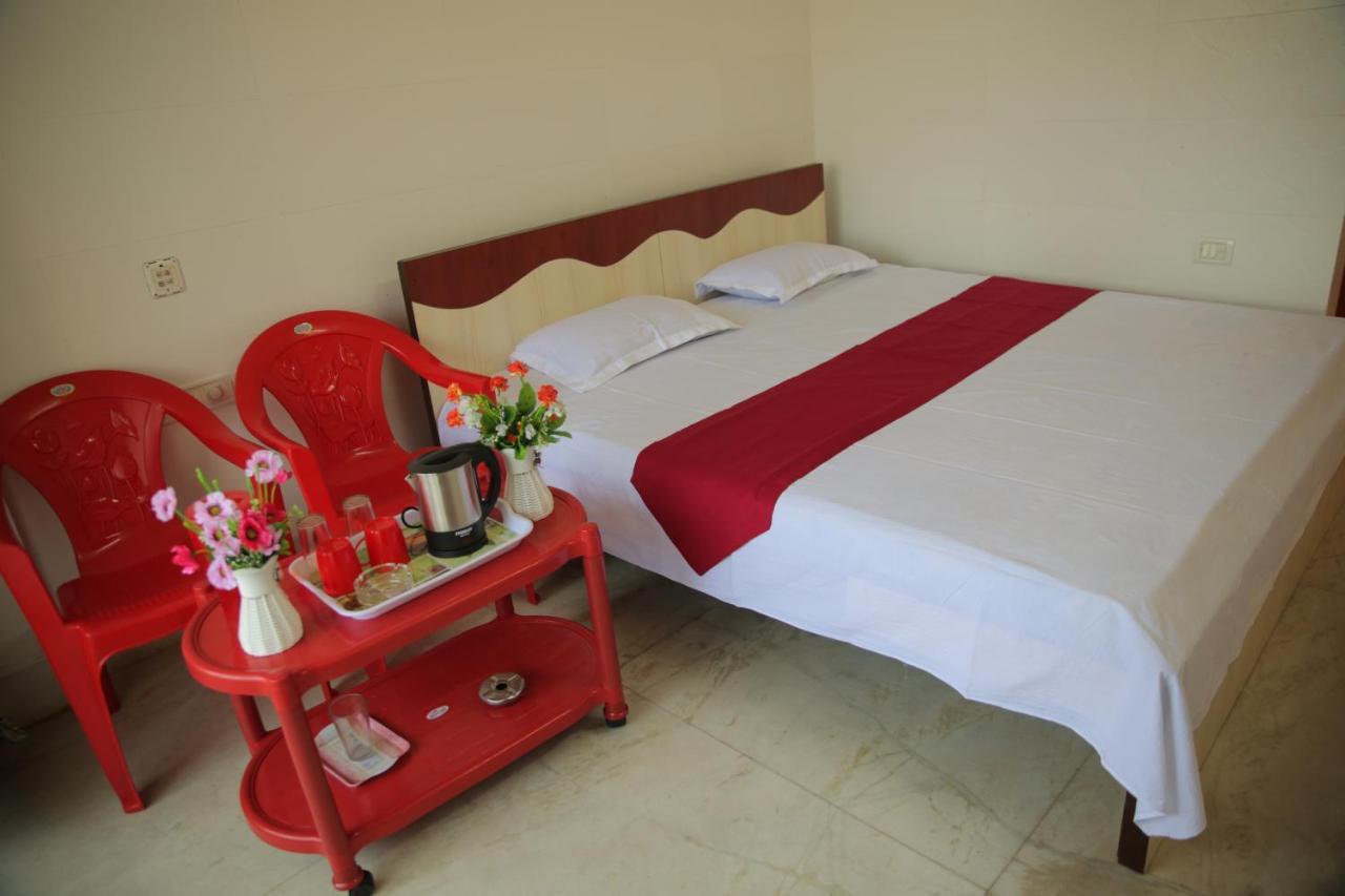 Provanil Guest House Puri Dış mekan fotoğraf